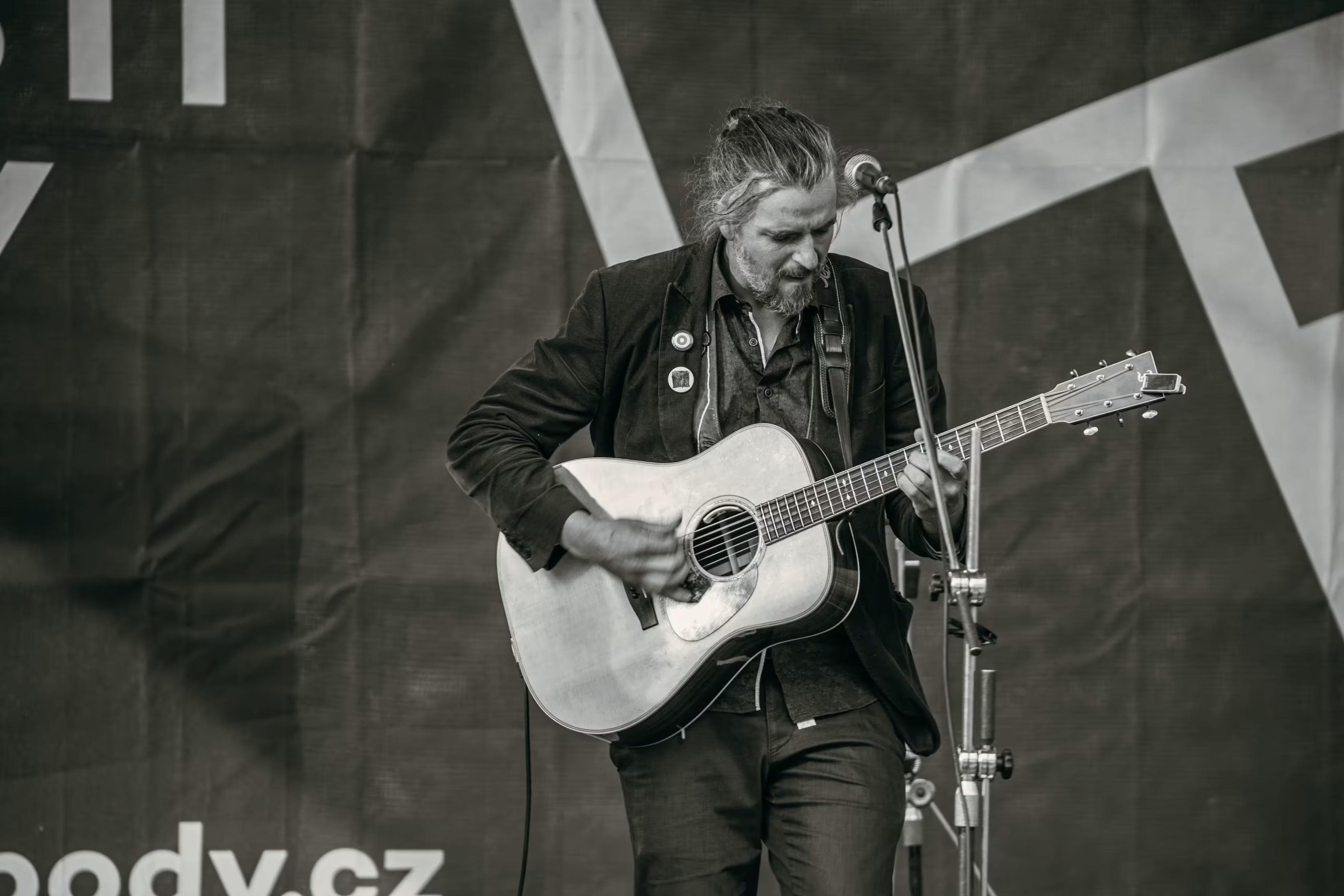 image-e16d0588b27b366bd53391228bb55b05a2d9409e-3400x2267-heif